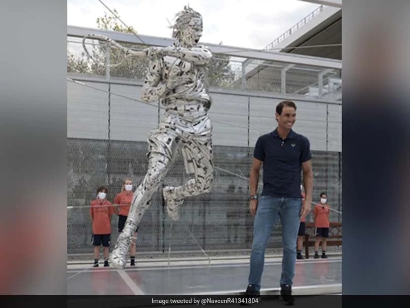 „Statue ist nicht genug“: Chef Roger Federer fordert, dass das French-Open-Stadion nach Rafael Nadal umbenannt wird