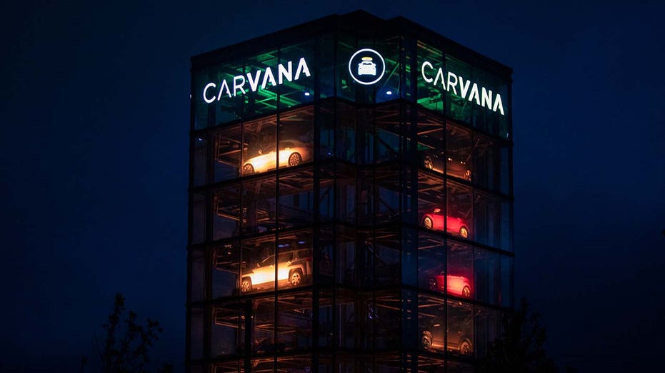 Carvana verkauft Autos in Michigan