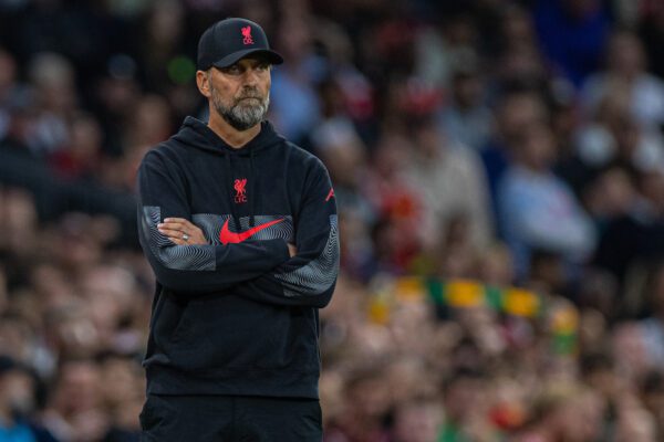 Manchester, England - Montag, 22. August 2022: Liverpool-Manager Jürgen Klopp während des Premier-League-Spiels zwischen Manchester United und Liverpool im Old Trafford.  (Bild David Rawcliffe/Propaganda)